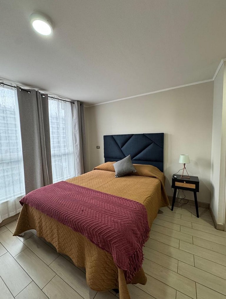 NR Apart Tocornal 810